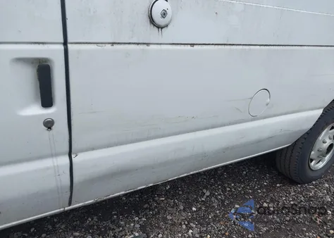 2010 Ford E-250 Commercial/Recreational из США, поврежденный, VIN 1FTNE2EL2ADA60216